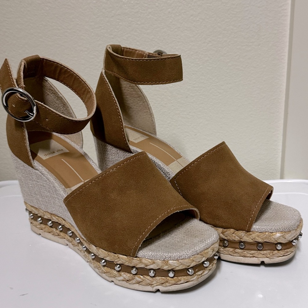 Dolce Vita / Tan espadrilles wedge sandals